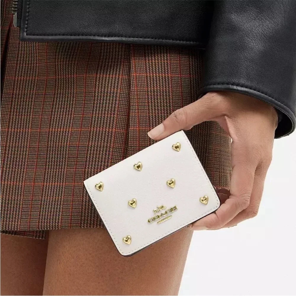 Coach Mini Wallet On A Chain Heart Rivets - Picture 4 of 7